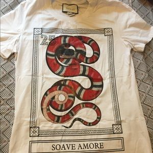 Gucci T-shirt